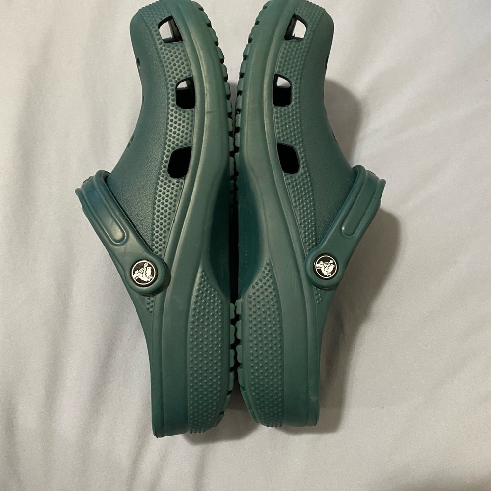 CROCS Classic Clog in dark green - Picture 5 of 5